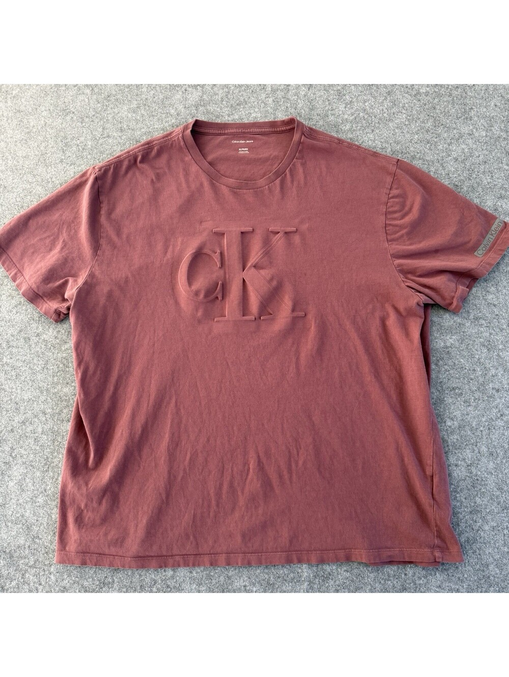 Calvin Klein Jeans CK Logo Embossed Premium Cotton Crew Neck T-Shirt XL Mauve